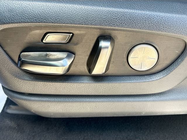 Used 2024 Lexus LX 600 4WD w/ Interior Upgrade Package image 26