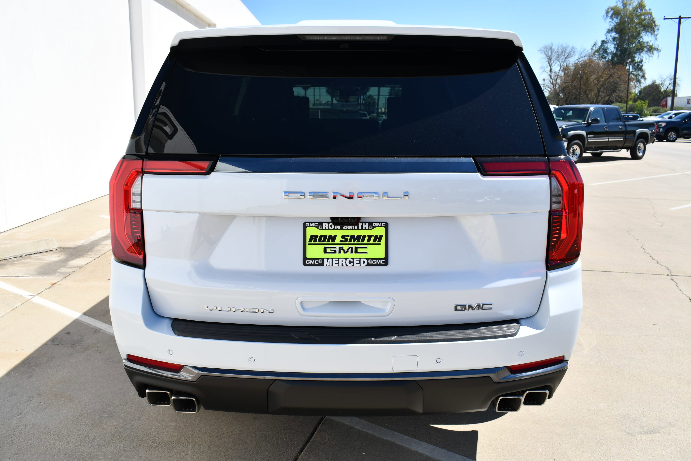 New 2026 GMC Yukon XL Denali Ultimate w/ LPO, Floor Liner Package image 7