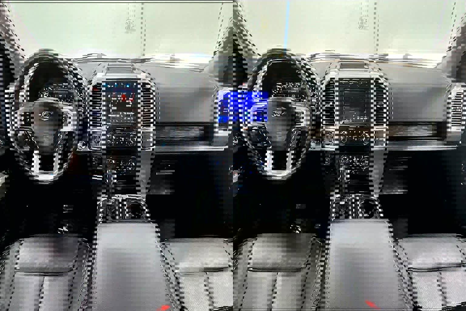 Used 2020 Ford F150 Lariat image 18