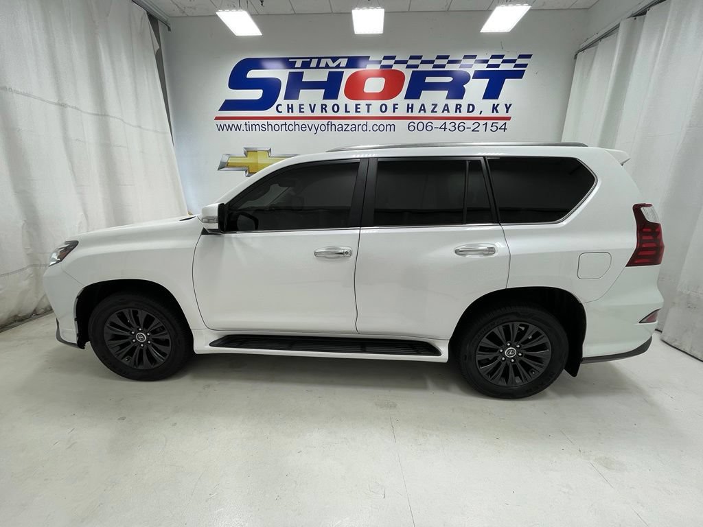 Used 2021 Lexus GX 460 Luxury w/ Sport Design Package AWD/4WD image 8