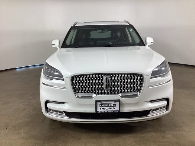 Used 2021 Lincoln Aviator Reserve AWD/4WD image 2