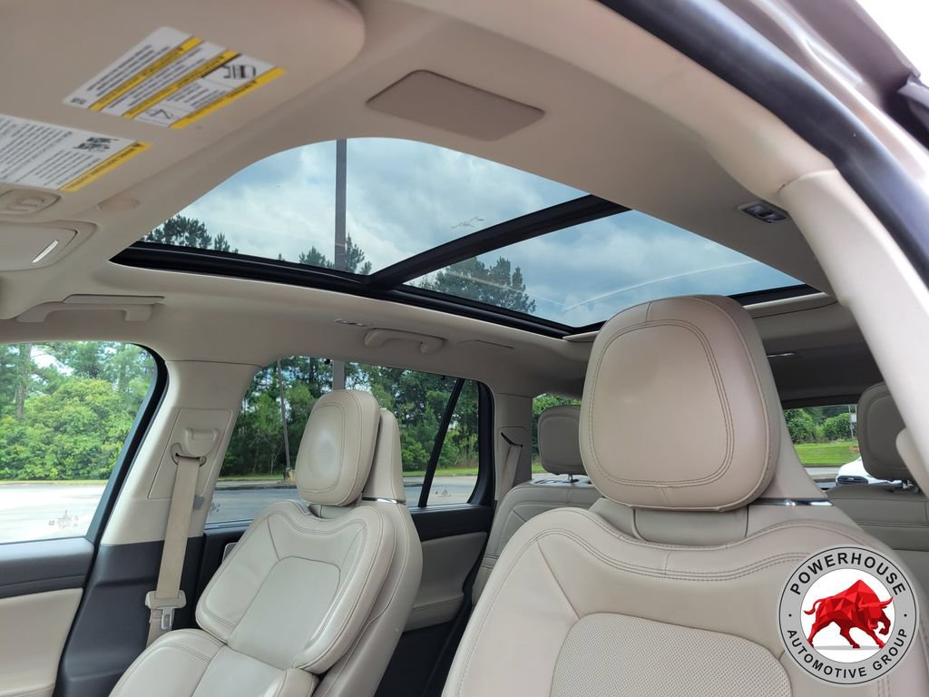 Used 2021 Lincoln Aviator Reserve w/ Equipment Group 201A RWD image 27