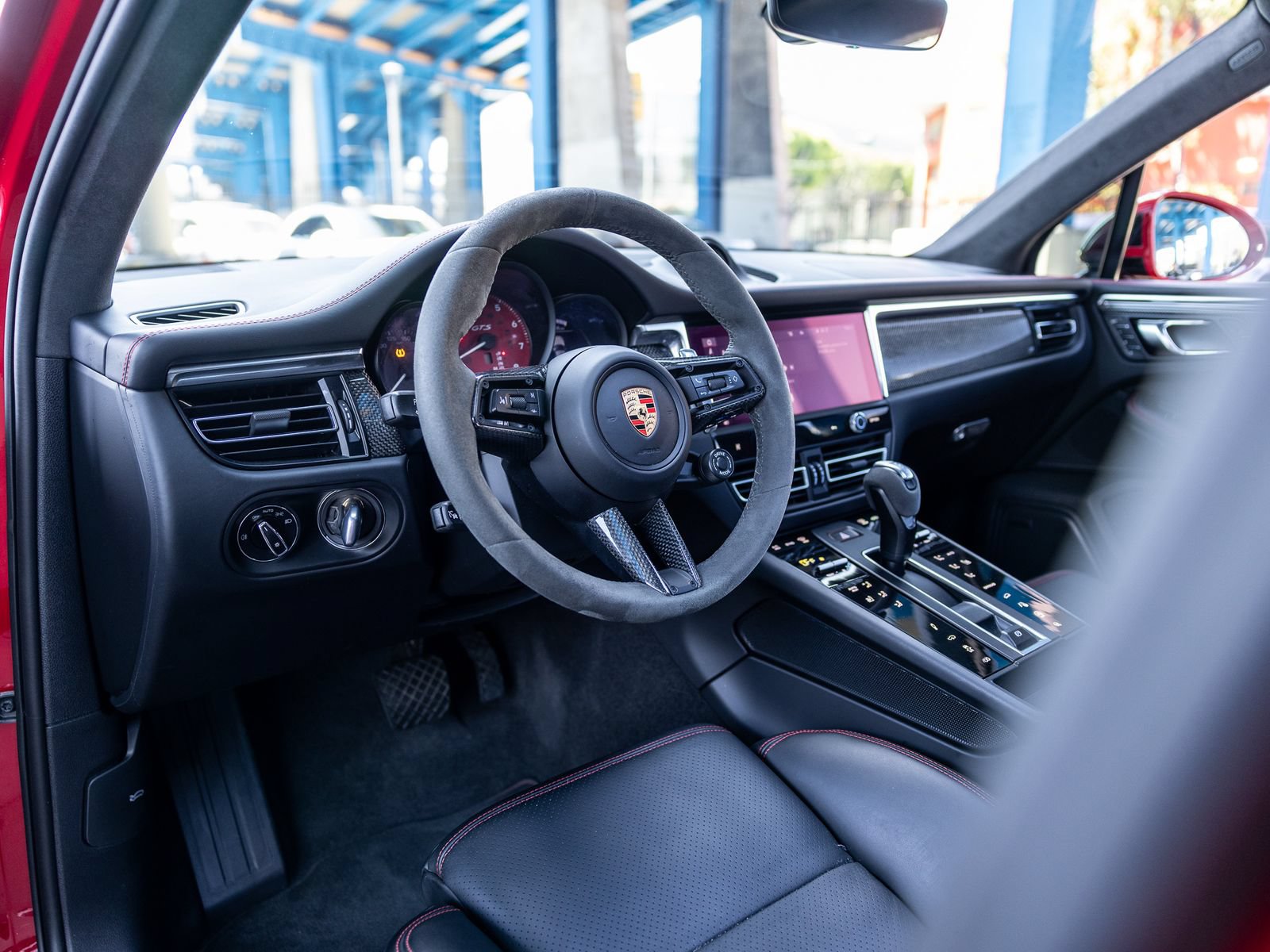 Certified 2024 Porsche Macan GTS AWD/4WD image 4