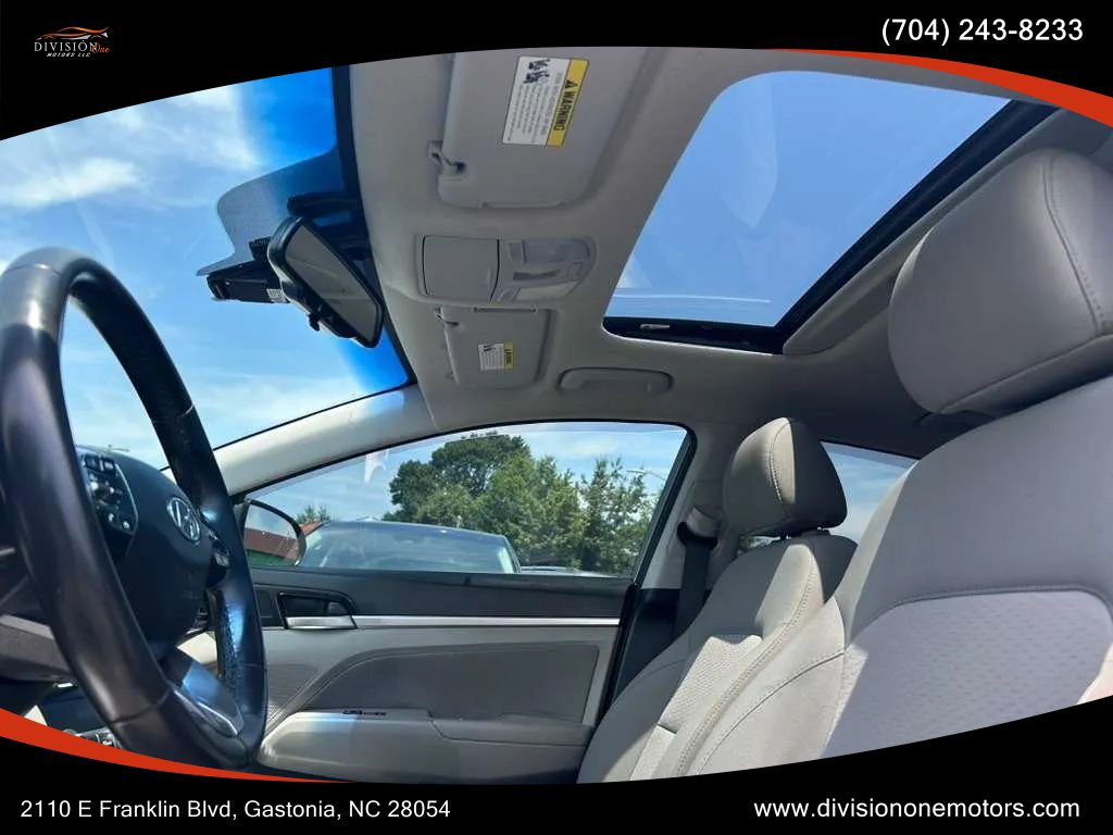 Used 2019 Hyundai Elantra Value Edition FWD image 20