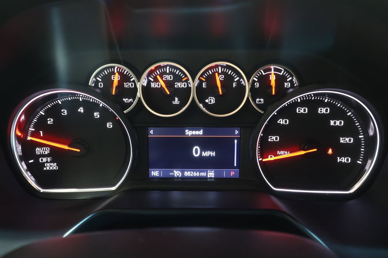 Used 2021 Chevrolet Tahoe LT w/ LT Signature Package image 12