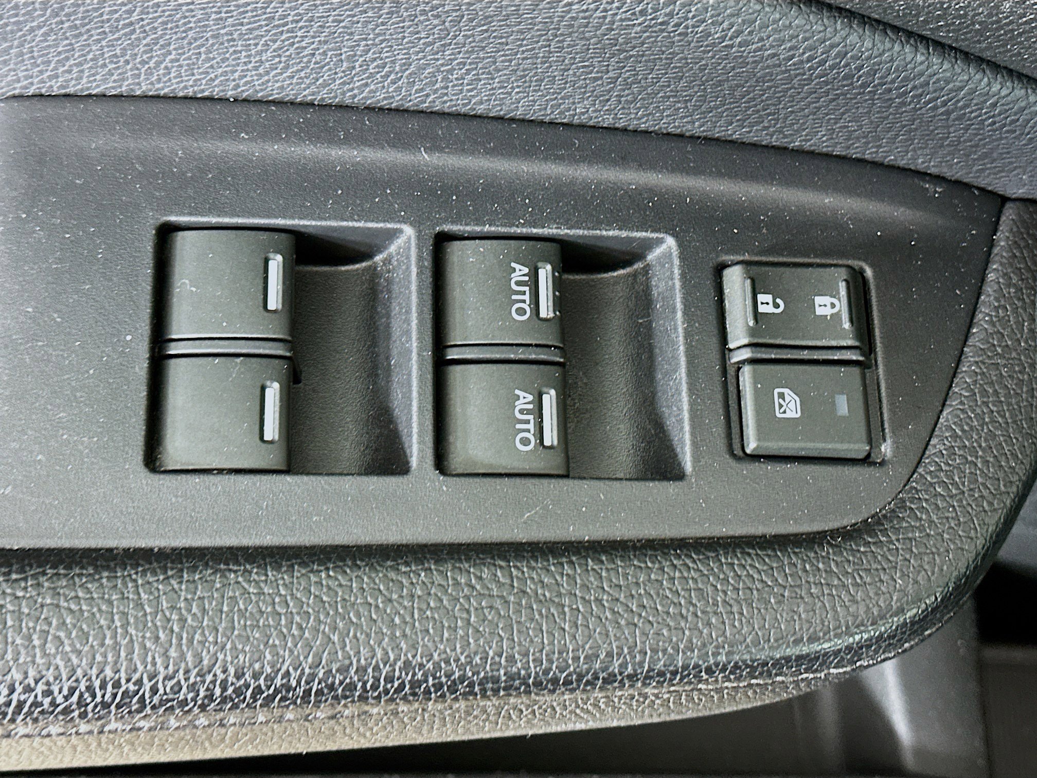 Used 2018 Honda Pilot Elite image 15