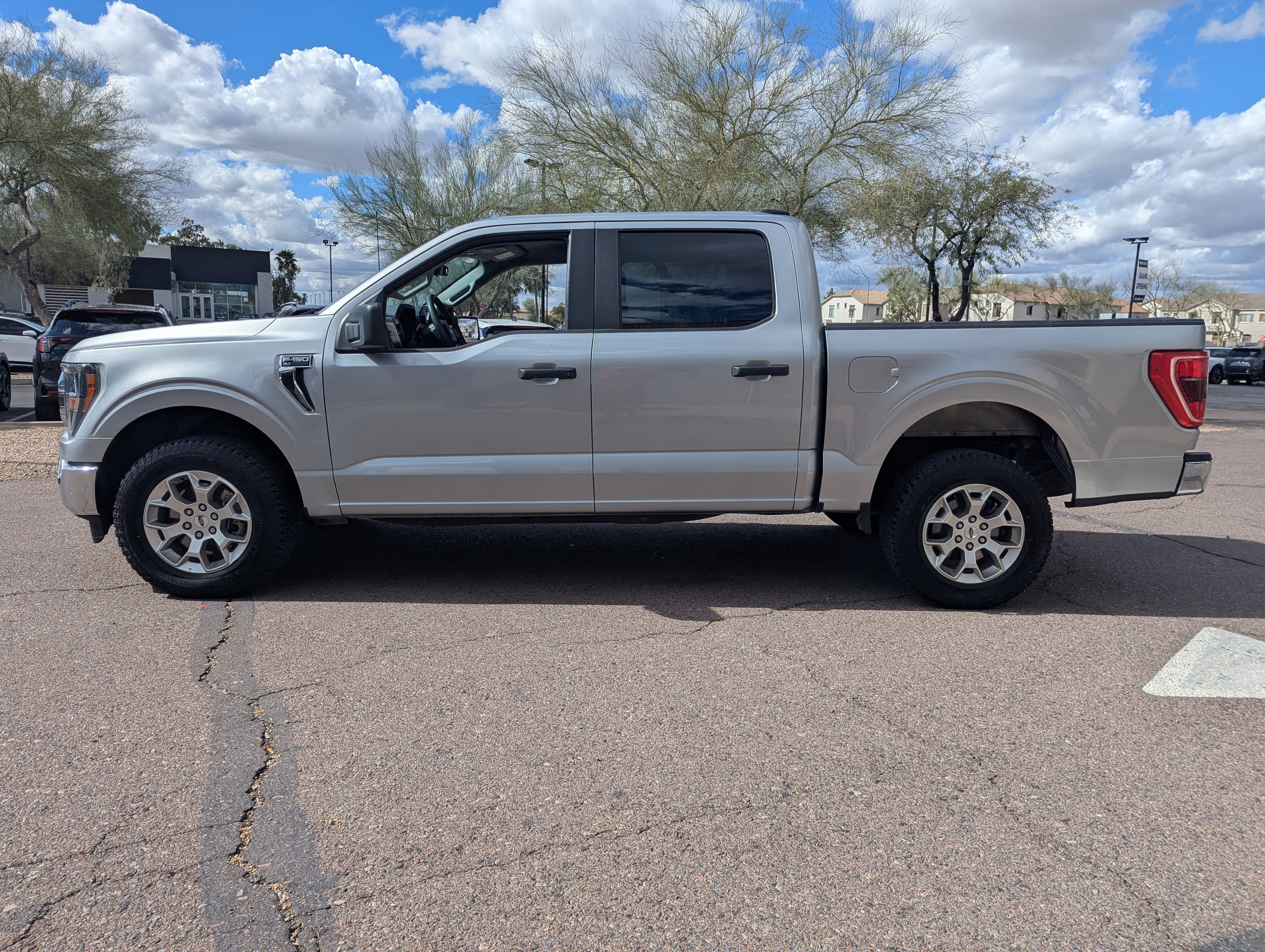 Used 2023 Ford F150 XLT image 5