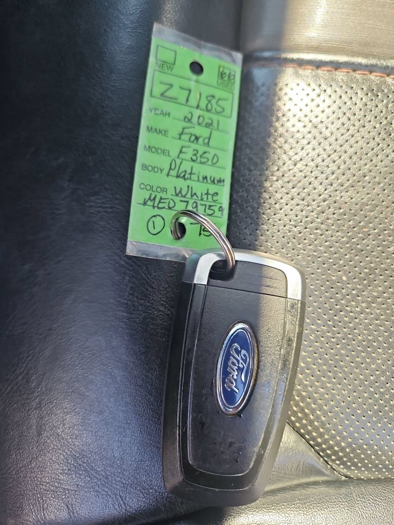 Used 2021 Ford F350 Platinum AWD/4WD image 30