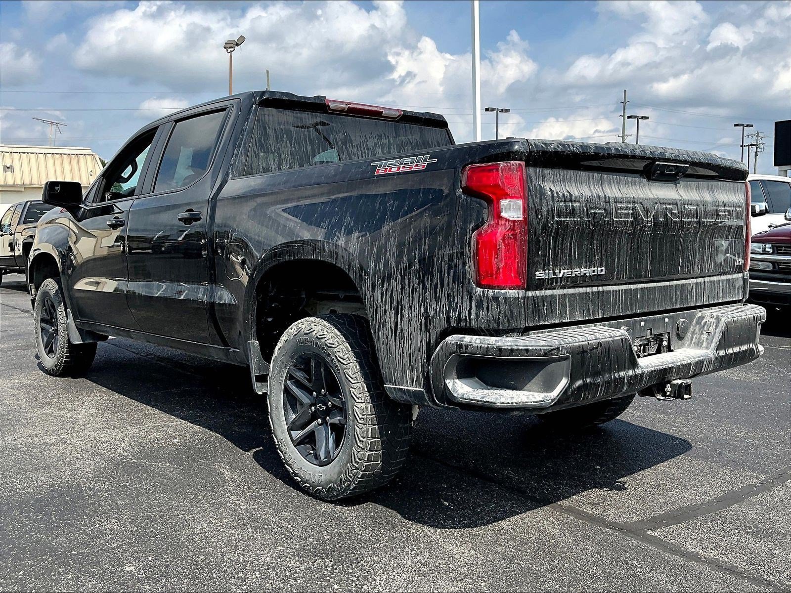 Used 2023 Chevrolet Silverado 1500 LT Trail Boss AWD/4WD image 4