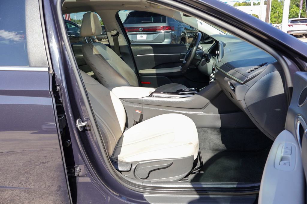 Used 2023 Hyundai Sonata SEL w/ Convenience Package FWD image 8