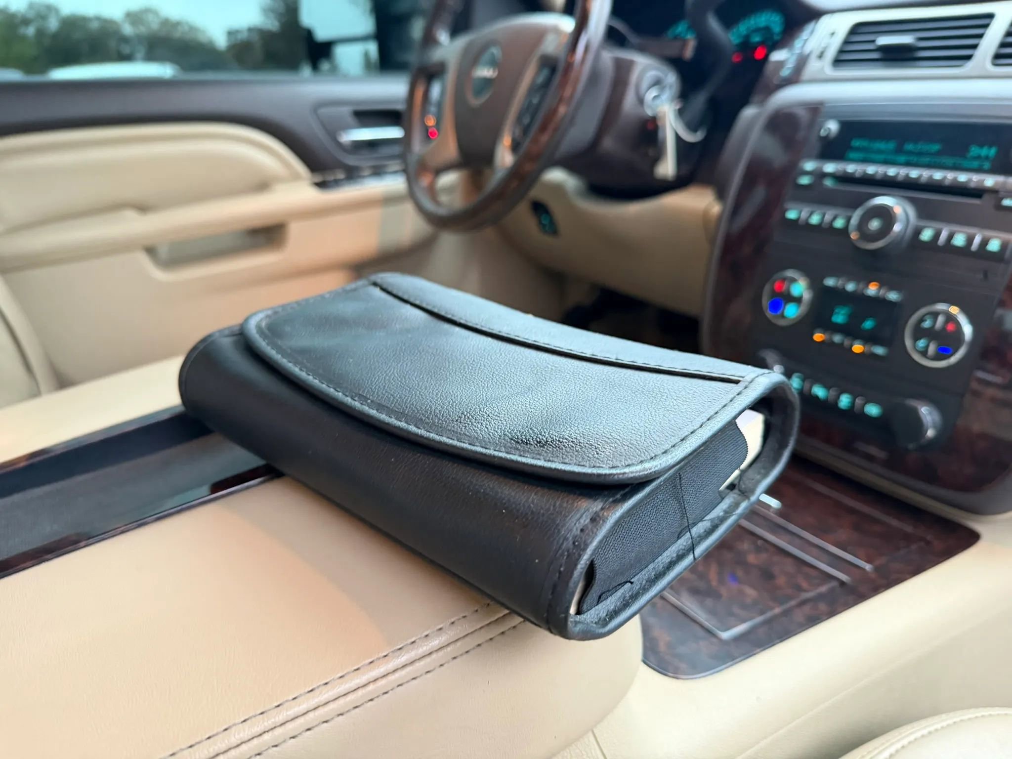 Used 2013 GMC Sierra 2500 Denali image 27