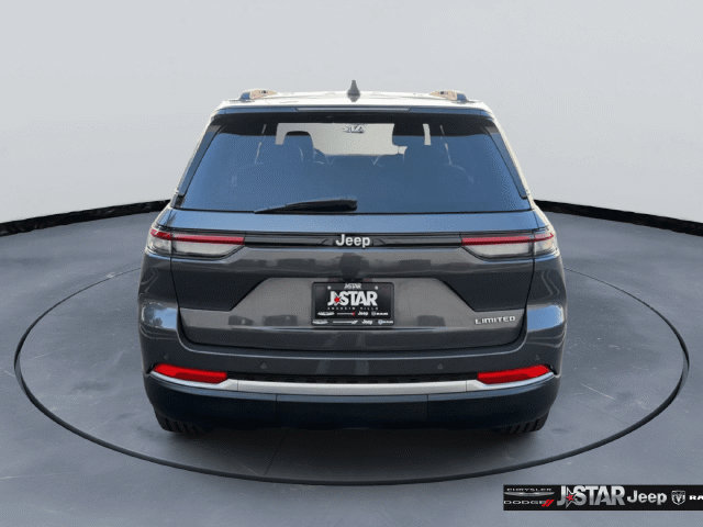 New 2026 Jeep Grand Cherokee Limited RWD image 5