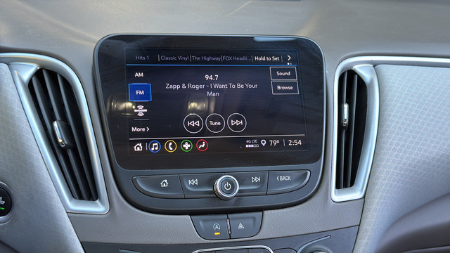 Used 2024 Chevrolet Malibu LT FWD image 20