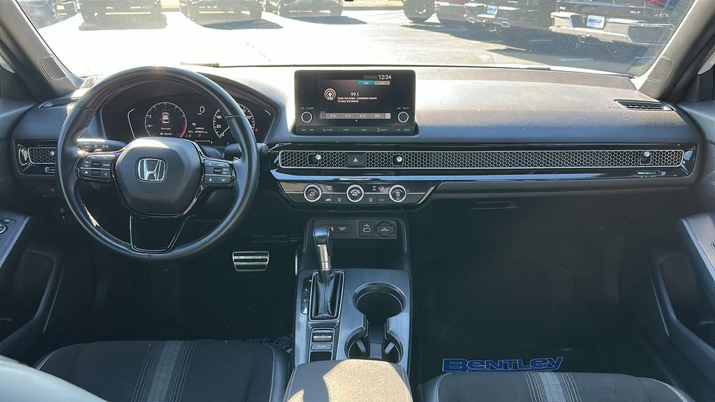 Used 2022 Honda Civic Sport image 10