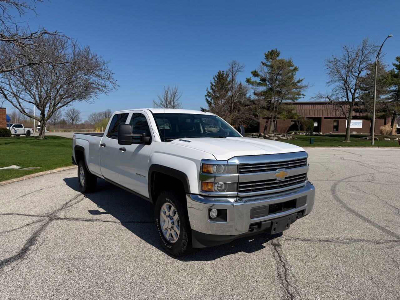Used 2015 Chevrolet Silverado 3500 LT w/ LT Convenience Package AWD/4WD image 6