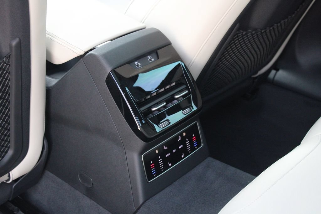 New 2026 Audi A6 Premium Plus AWD/4WD image 22