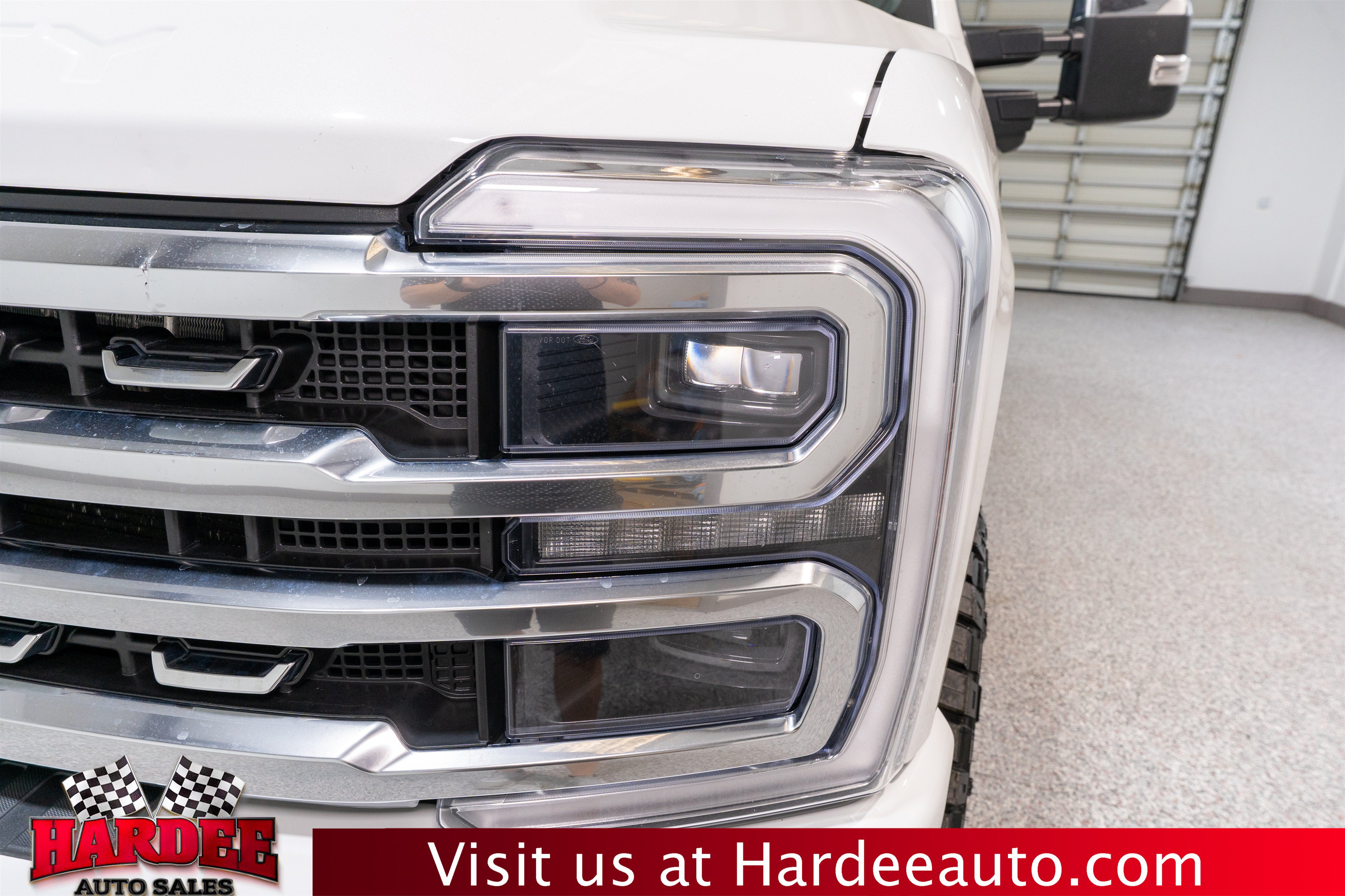 Used 2024 Ford F350 Platinum AWD/4WD image 8