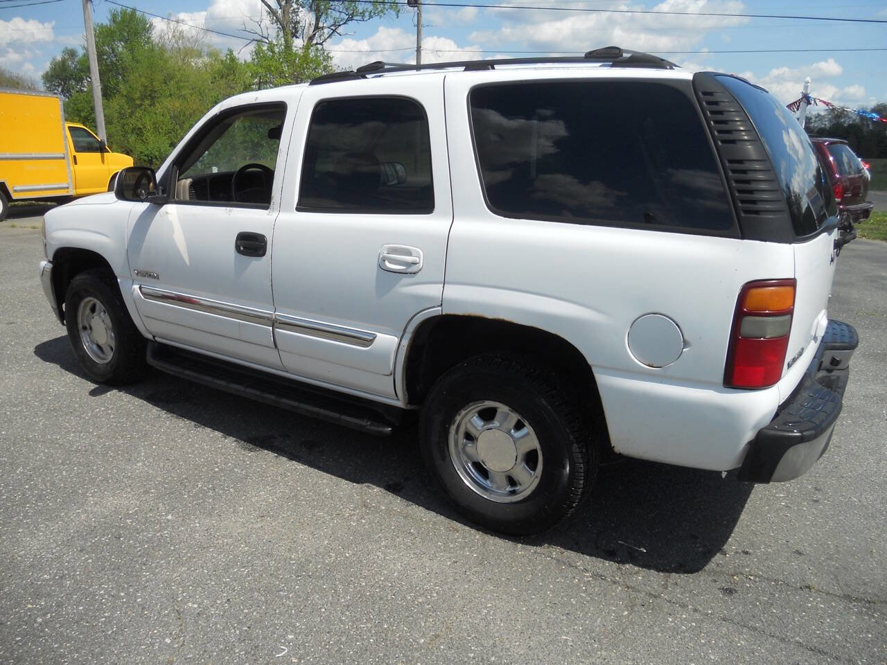 Used 2003 GMC Yukon SLT w/ 1SD Preferred Equipment Group image 9