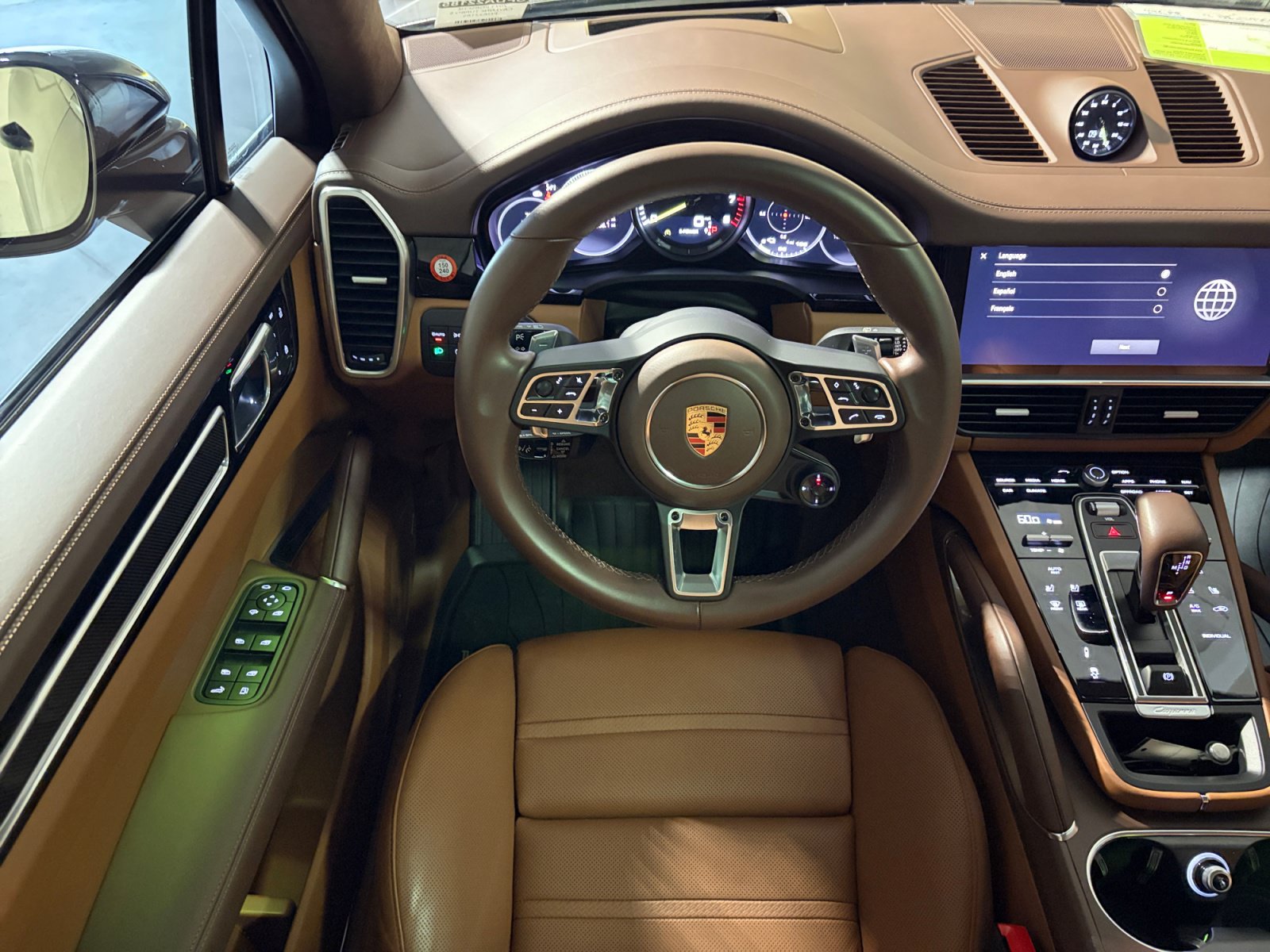 Certified 2023 Porsche Cayenne Turbo S AWD/4WD image 5