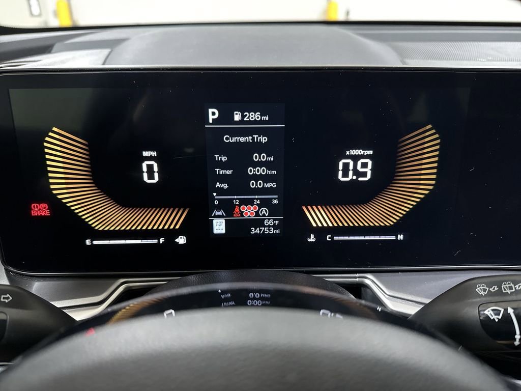 Used 2024 Kia Sorento S image 12