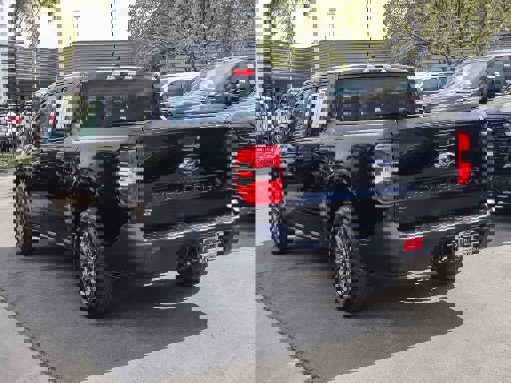 Used 2023 Ford Maverick XLT image 6