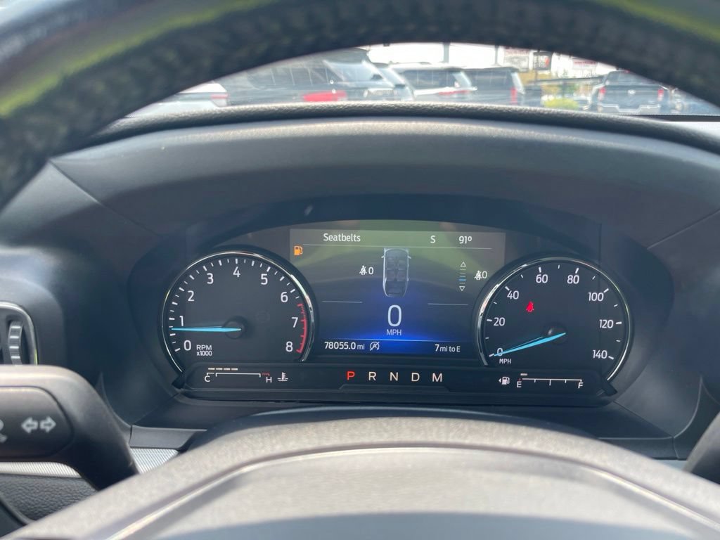 Used 2020 Ford Explorer XLT w/ Equipment Group 202A AWD/4WD image 24