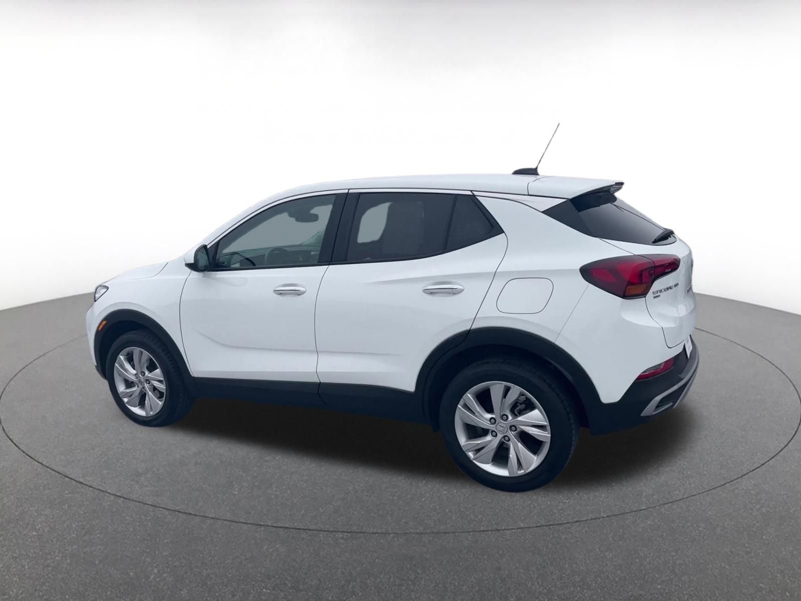 Used 2025 Buick Encore GX Preferred image 10