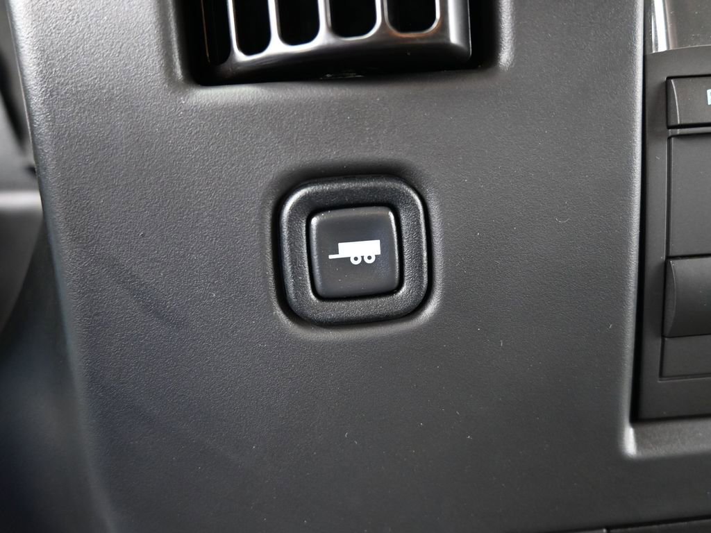 New 2025 Chevrolet Express 3500 Extended w/ Driver Convenience Package RWD image 23