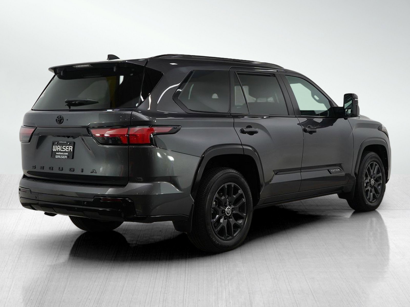 Used 2024 Toyota Sequoia Limited image 5