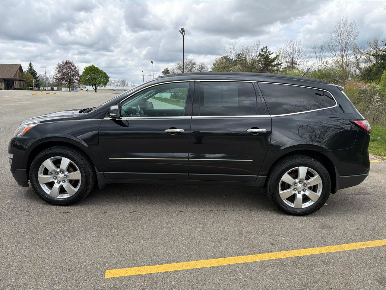 Used 2013 Chevrolet Traverse LTZ AWD/4WD image 8