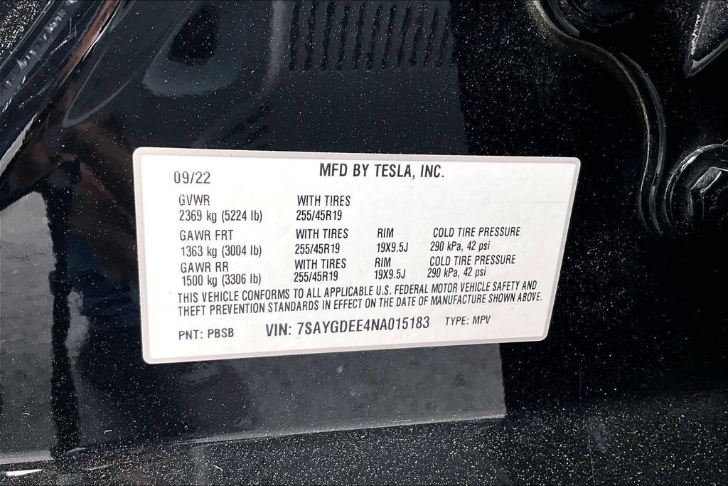 Used 2022 Tesla Model Y Long Range AWD/4WD image 18
