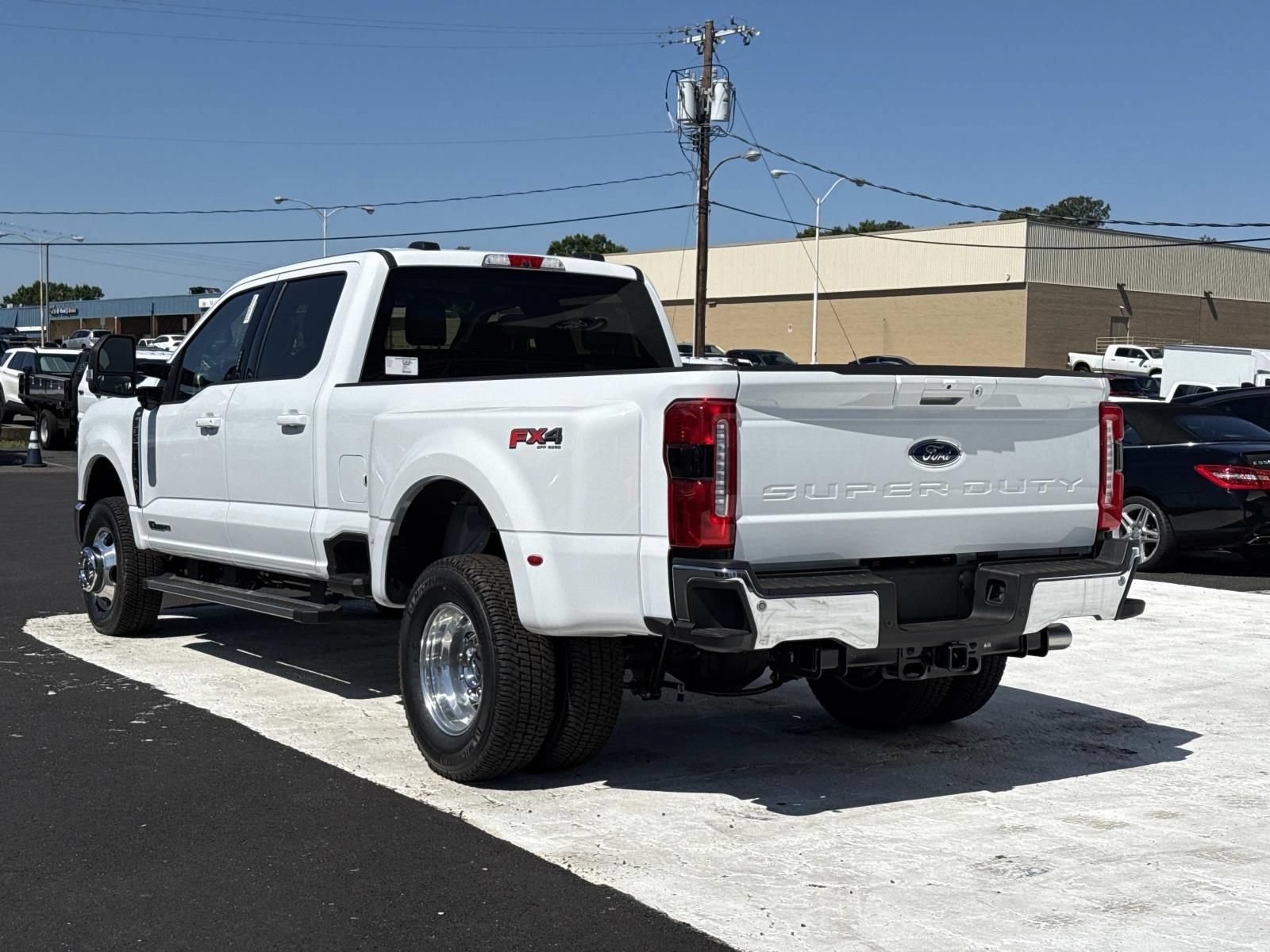 New 2026 Ford F350 XLT w/ XLT Premium Package AWD/4WD image 5