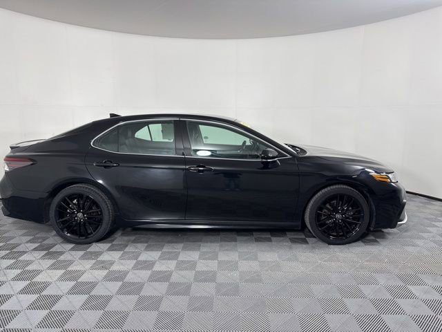 Used 2023 Toyota Camry XSE image 2
