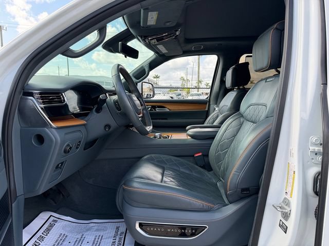 Used 2022 Jeep Grand Wagoneer Series III AWD/4WD image 10