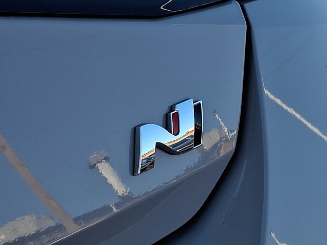 Used 2023 Hyundai Elantra N image 32