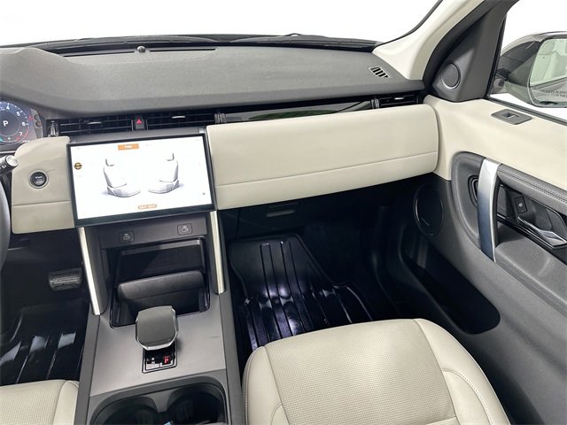 Used 2024 Land Rover Discovery Sport S image 27