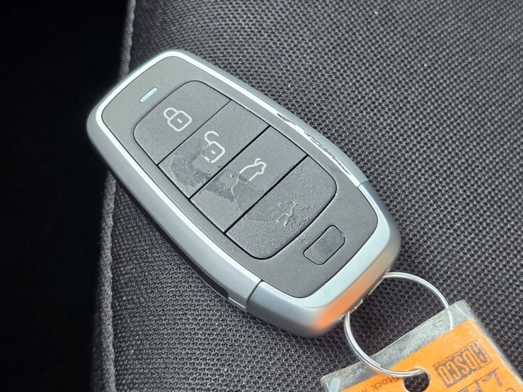 Used 2020 Jeep Renegade Latitude image 33