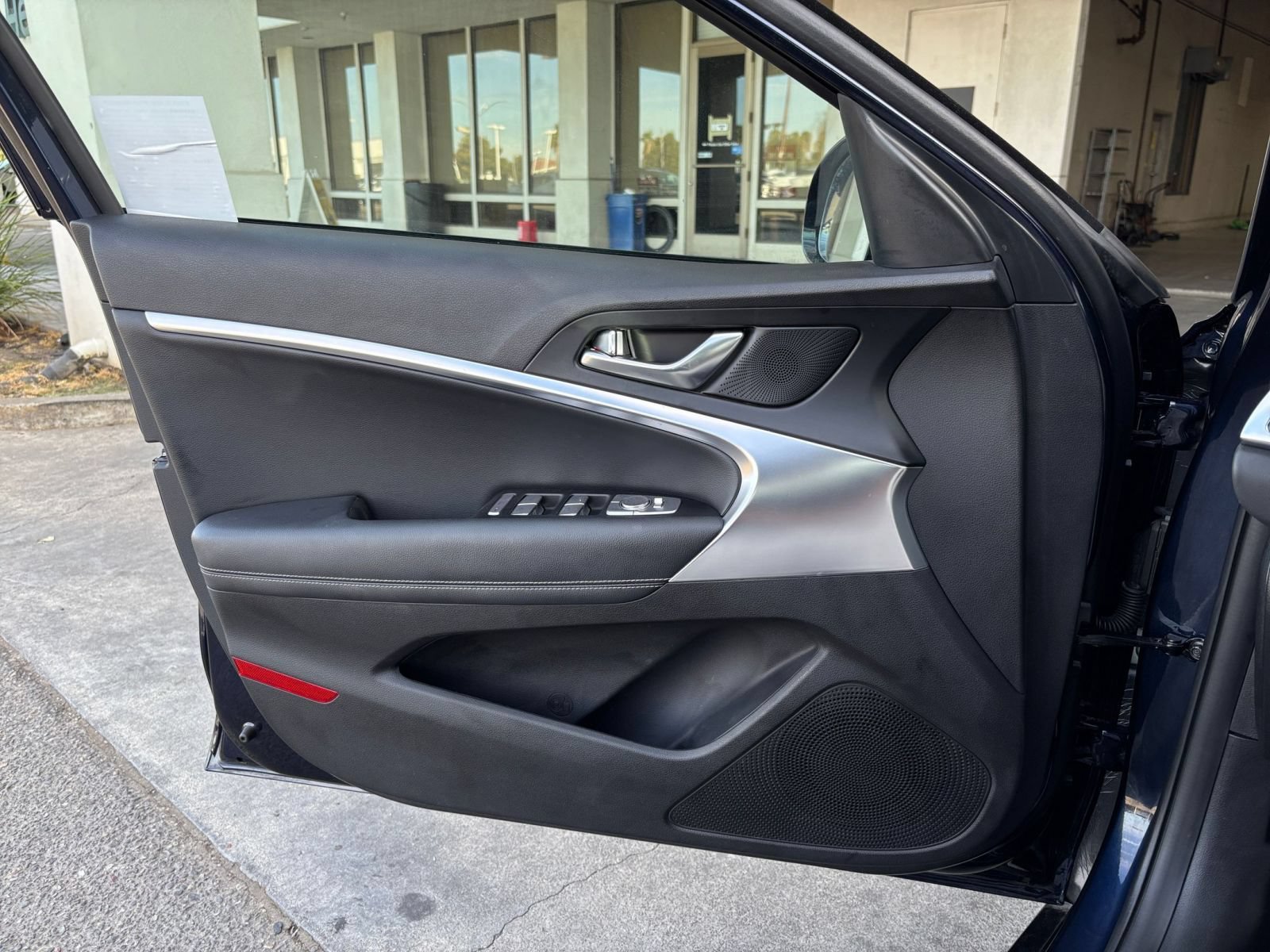 Used 2026 Genesis G70 2.5T RWD image 18