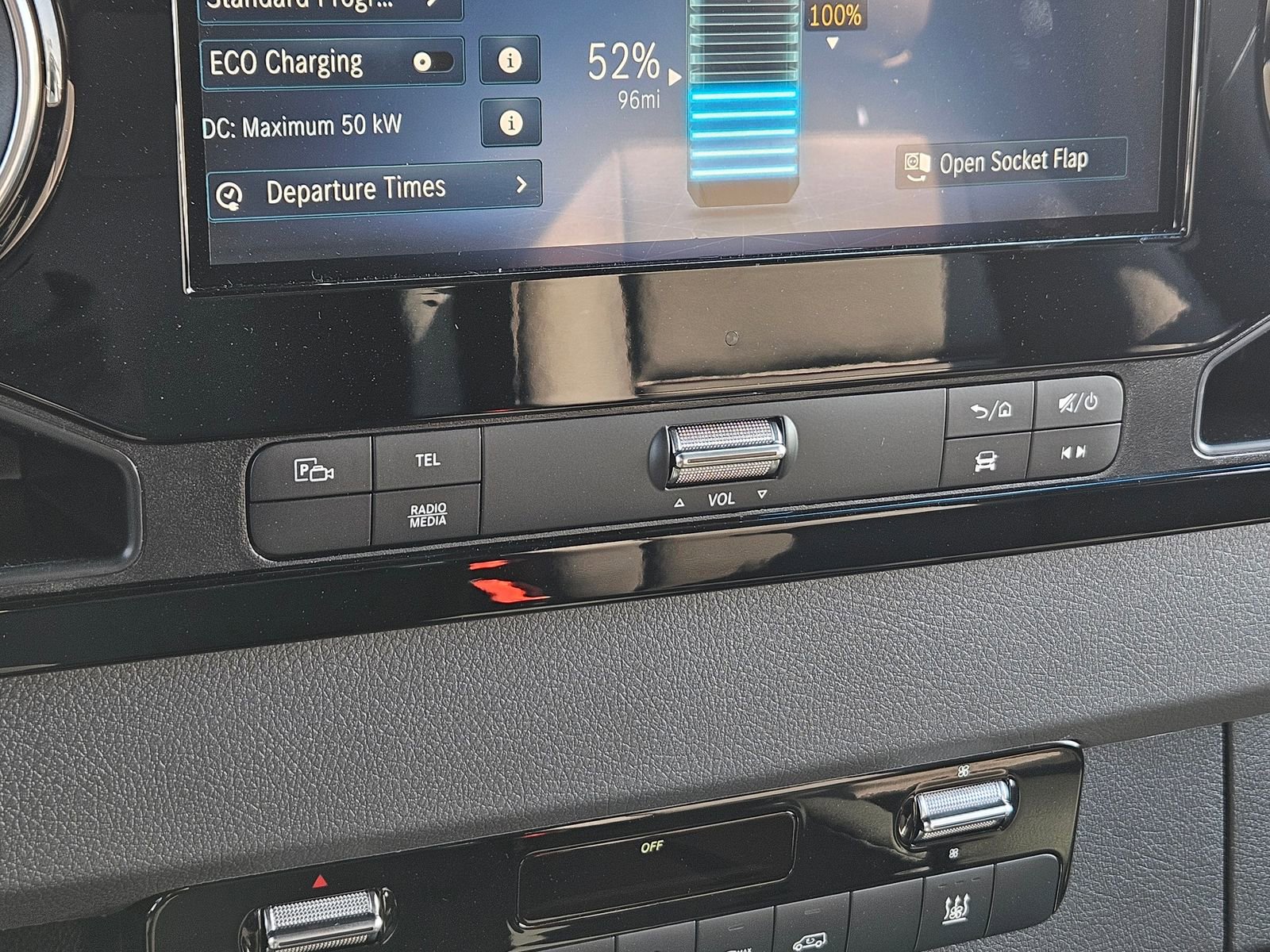 New 2024 Mercedes-Benz eSprinter 170 Cargo image 29