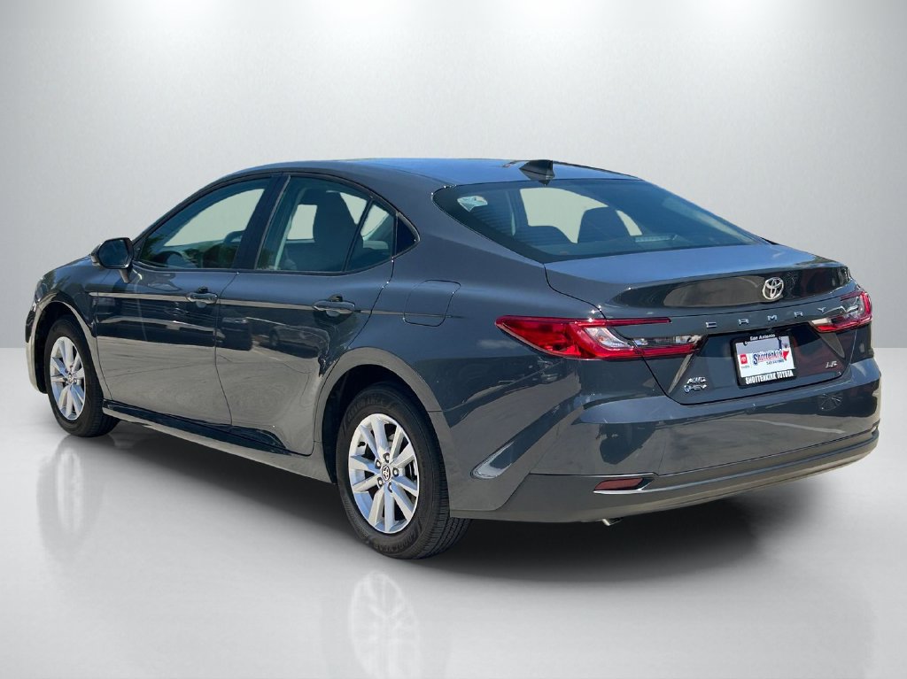 Used 2025 Toyota Camry LE w/ Convenience Package AWD/4WD image 7