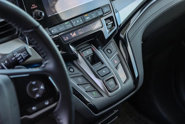 Certified 2024 Honda Odyssey Touring image 22