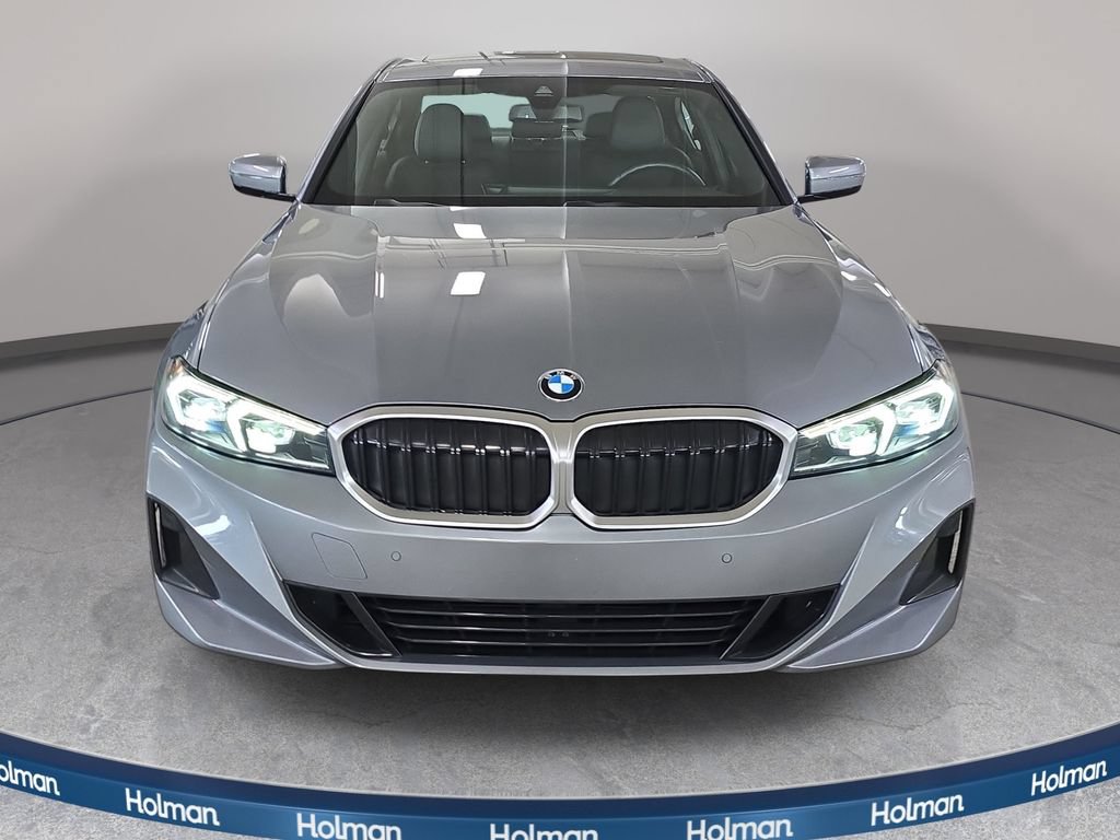Certified 2023 BMW 330i Sedan w/ Convenience Package RWD image 3