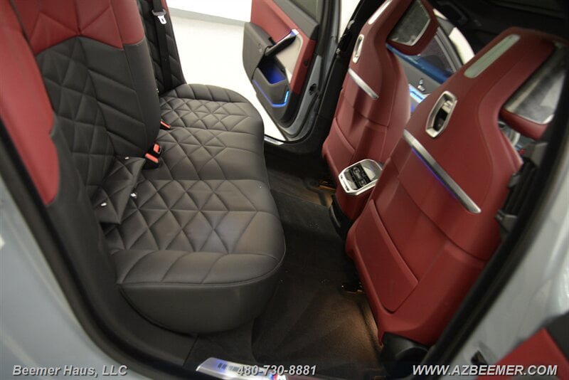 Used 2024 BMW 740i w/ M Sport Professional Package RWD image 26