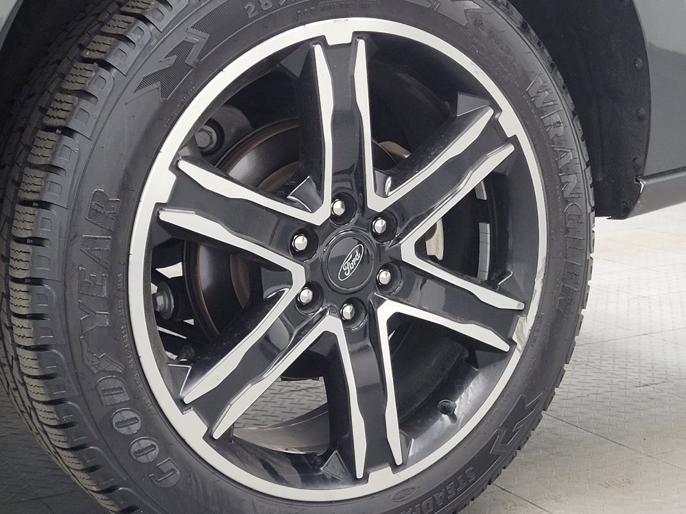 Used 2021 Ford Expedition Limited RWD image 31