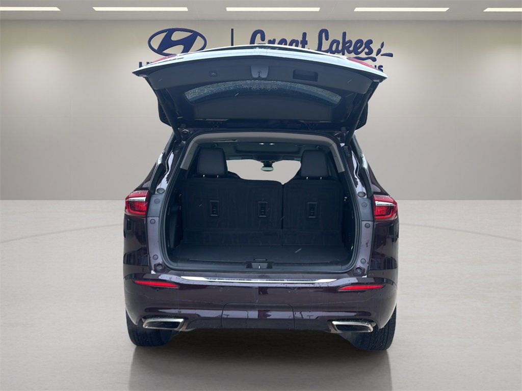 Used 2020 Buick Enclave Avenir w/ Avenir Technology Package image 10