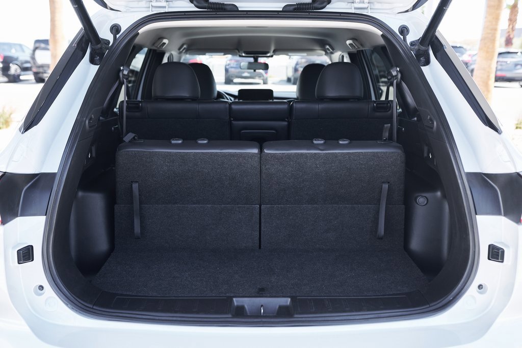 Used 2024 Mitsubishi Outlander SE image 23