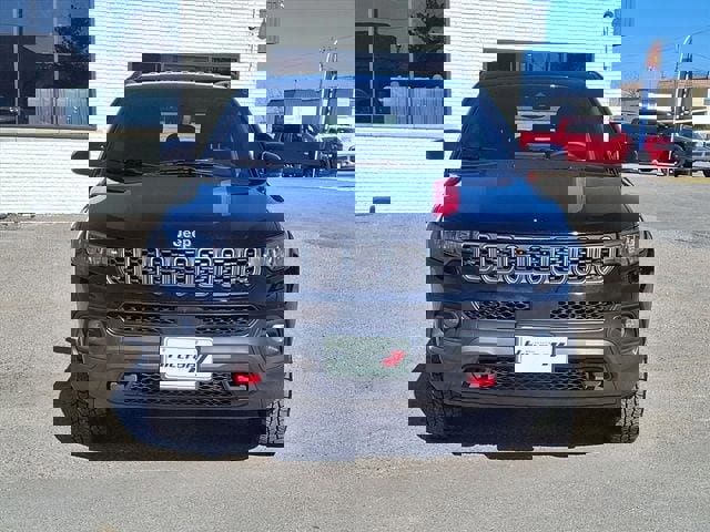 Used 2024 Jeep Compass Trailhawk image 24