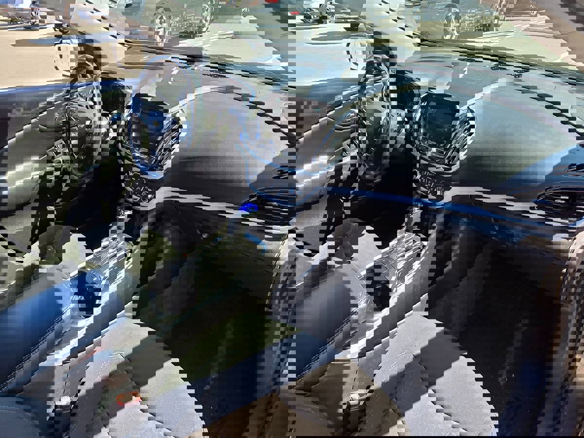 Used 2016 Chevrolet Volt LT image 8