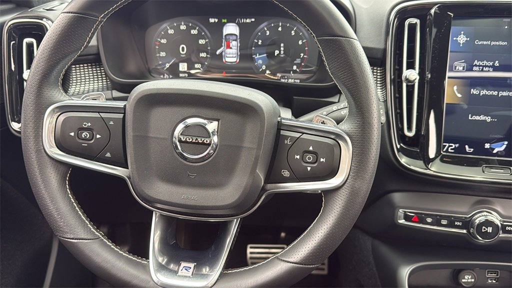 Used 2020 Volvo XC40 T5 R-Design w/ Protection Package Premier image 9