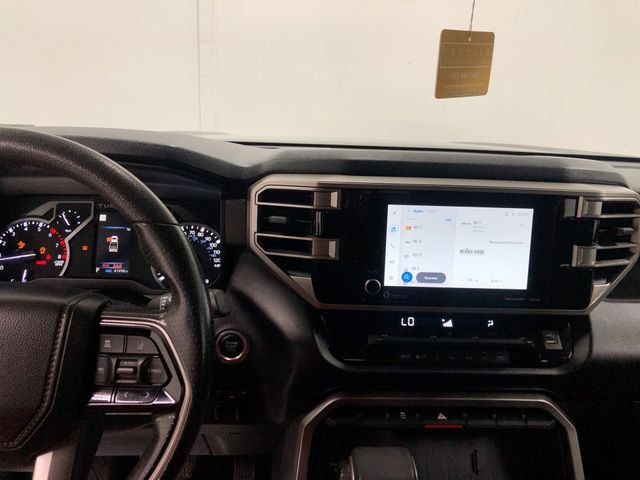 Used 2022 Toyota Tundra SR5 w/ SR5 Convenience Package AWD/4WD image 19